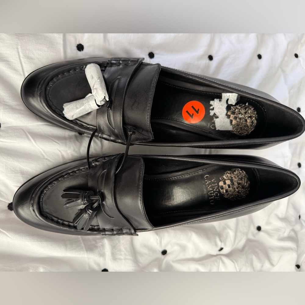 Vince Camuto Classic Black heels Loafers for women